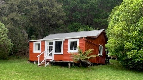 Sounds Cottage, the NZNO bach